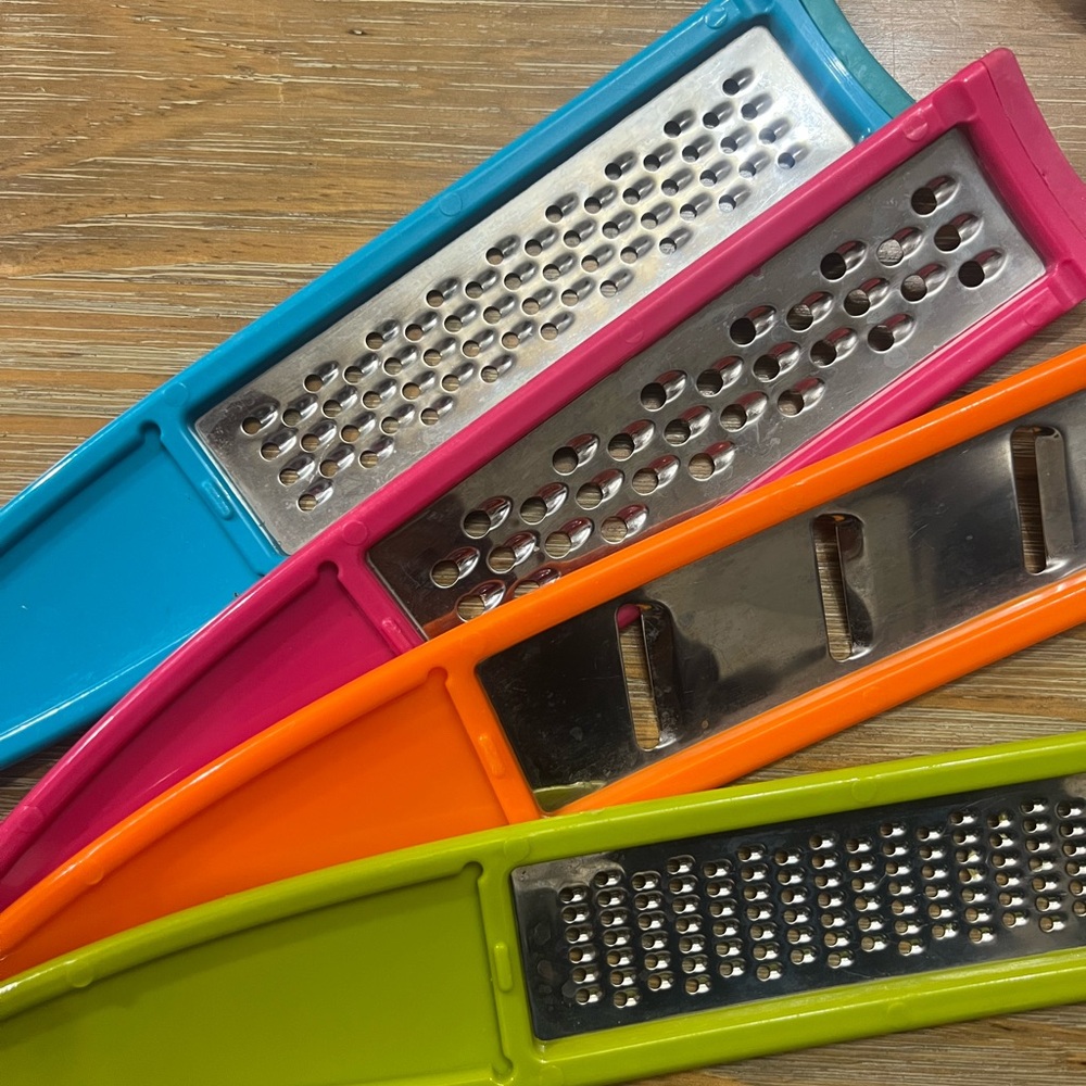 Colorful Kitchen Graters Set - Picture 2 of 2